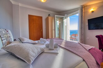 Holiday house Maslenica