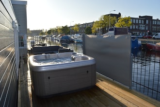 Vakantiehuizen Den Haag EUR-NL-0008-50