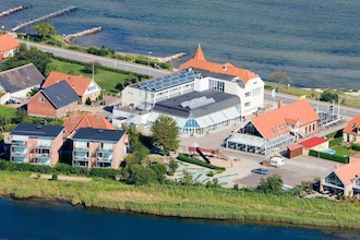 1 room w/seaview