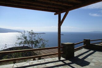 Unique Scenery Villa