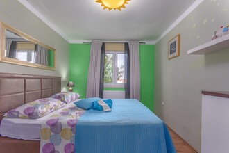 Modern Villa di Rovigno with Pool, Hot Tub and Sea View