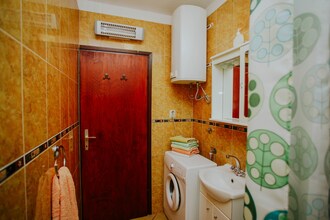 Ground floor apartment Splitska
