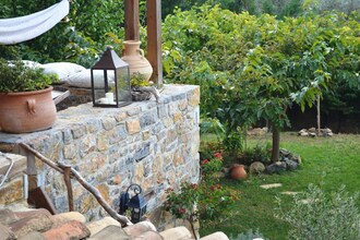 Evia Fox House