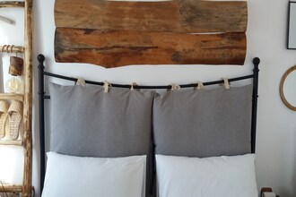 Evia Fox House
