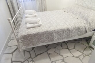 Olive apartment
