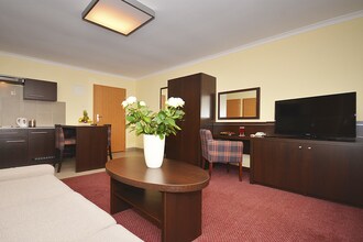 Apartment Plaza