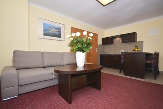 Apartment Plaza