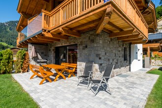 Lodge Elise