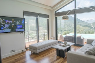 Villa Fallon