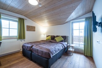 Chalet Grubing