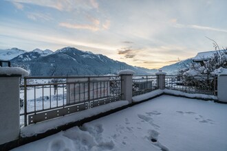 Chalet Grubing