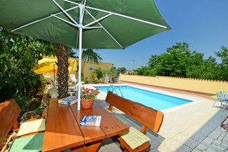 Apartment Complex Laura Nova Vas \/ Apartment Laura C with Balcony and Pool View