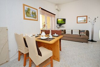 Apartment Complex Laura Nova Vas \/ Apartment Laura C with Balcony and Pool View