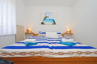 Apartment Complex Laura Nova Vas \/ Apartment Laura C with Balcony and Pool View