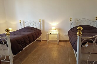 Villa centre Aups