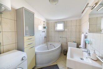 Holiday home Ema
