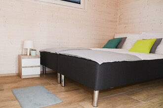 House by the sea for 4 people