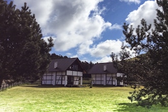 Holiday house by the lake