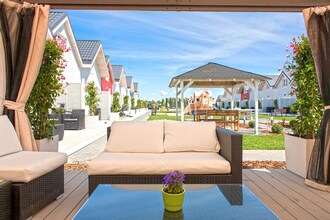 Sunny cottages in Mielno
