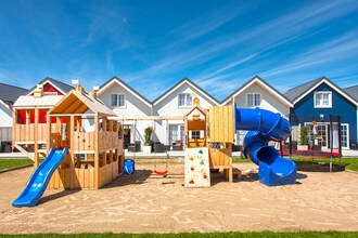 Sunny cottages in Mielno