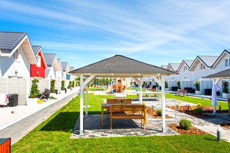 Sunny cottages in Mielno