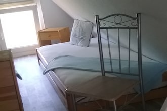 Bootshaus direkt am See mit eigenem Steg