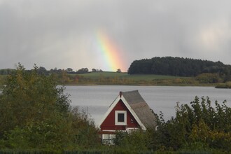 Bootshaus direkt am See mit eigenem Steg