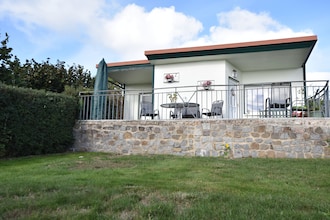 Das Haus Am See mit Kamin und eigenem Boot