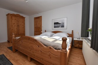 Villa Seeheim Wohnung mit Balkon auf Wassergrundstück - Nr 4