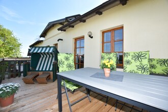 Villa Seeheim Wohnung mit Balkon auf Wassergrundstück - Nr 4