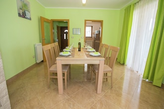 Holiday House Rossana with Private Pool and Garden