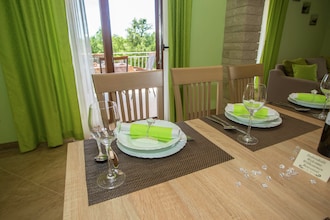Holiday House Rossana with Private Pool and Garden