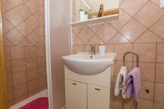 Apartment Mir with private Pool