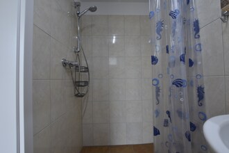 Modernes Ferienzimmer in Seenähe