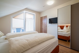 Hallstatt-Dachstein Luxury 2 Gosau