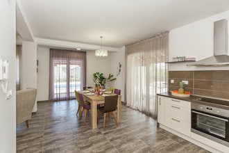 Villa Rusula ground floor apartment A2