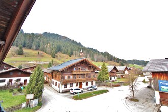 Hauserbauer