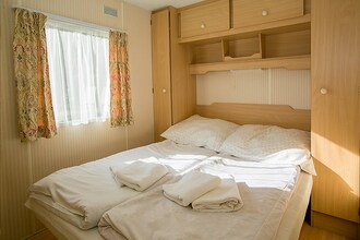 Charming campsite cottage