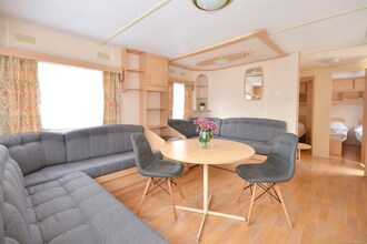 Charming campsite cottage
