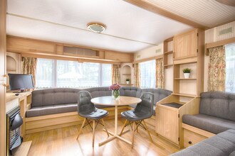 Charming campsite cottage