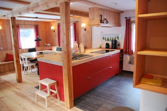 Chalet Innerkrems 2