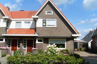 Vakantiehuizen Nederland EUR-NL-7957-04