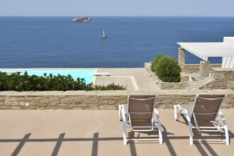 Waterfront Villas Paros Villa Delos