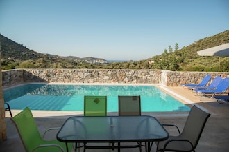 Villa Emerald