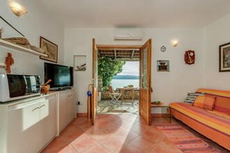 Villa Romance