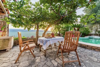 Villa Romance