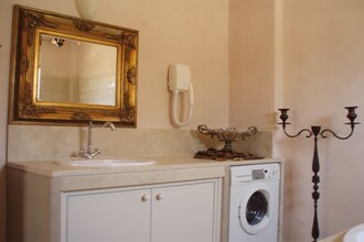 Villa Elaia