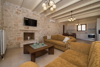 Villa Deluxe I