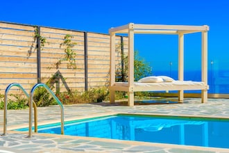 Villa Deluxe I