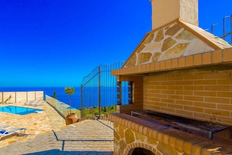 Villa Deluxe II